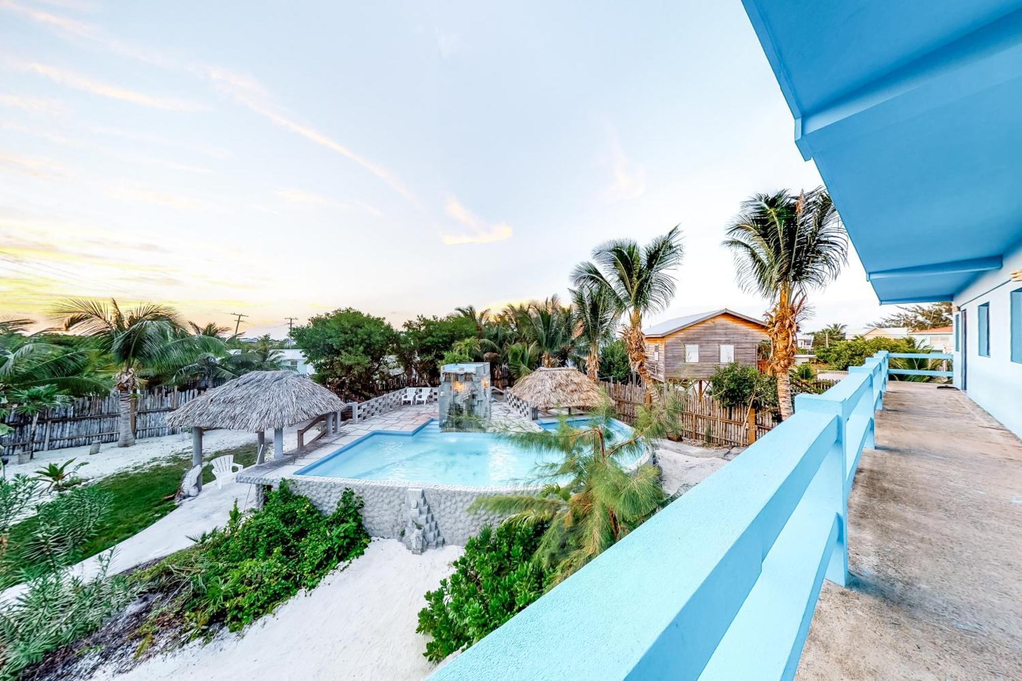 Mayan Falls Caye Caulker Cameră foto