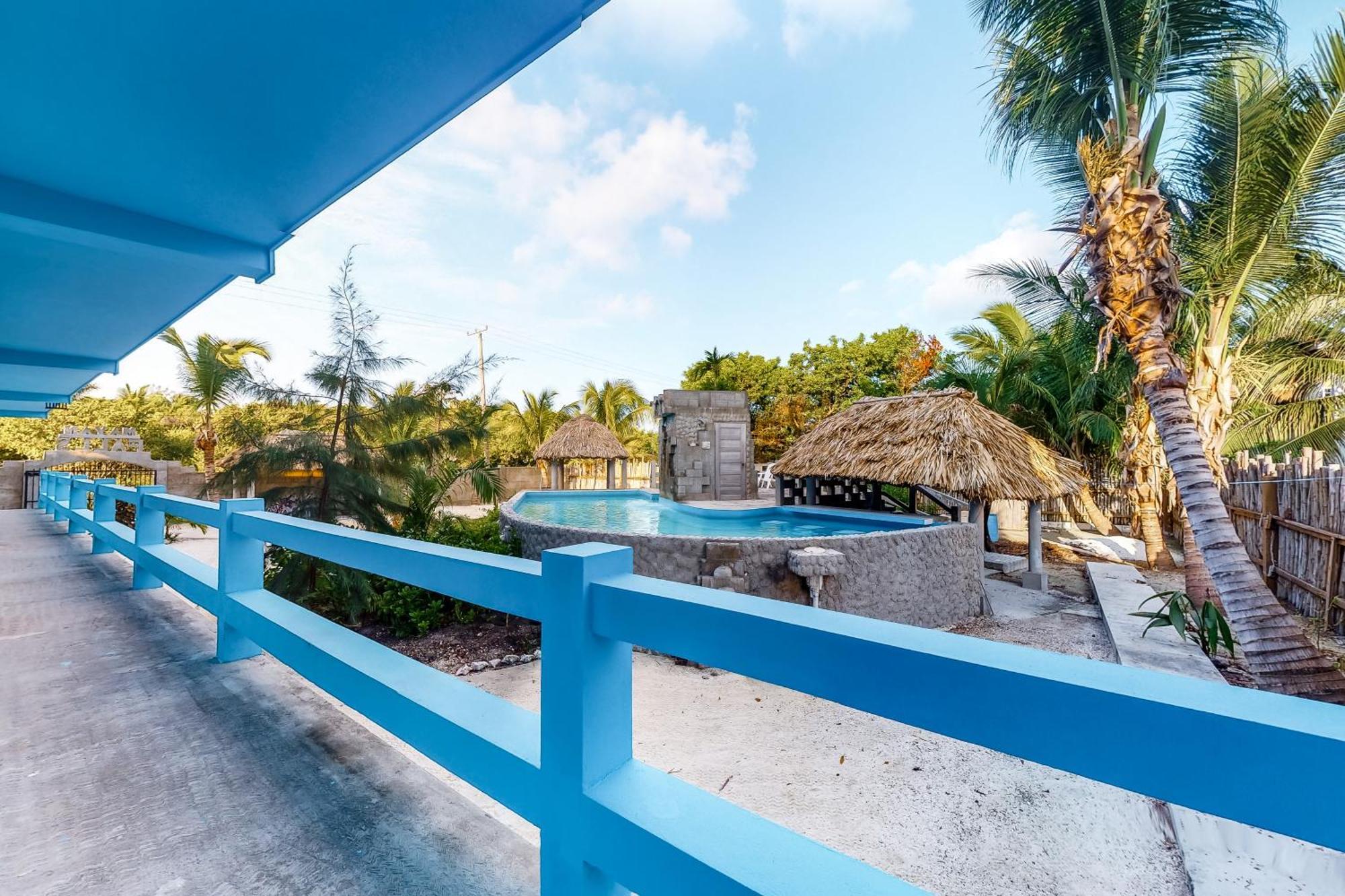 Mayan Falls Caye Caulker Cameră foto